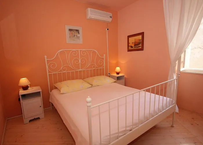 Seaside House Komiza, Vis - 3469 * Komiža