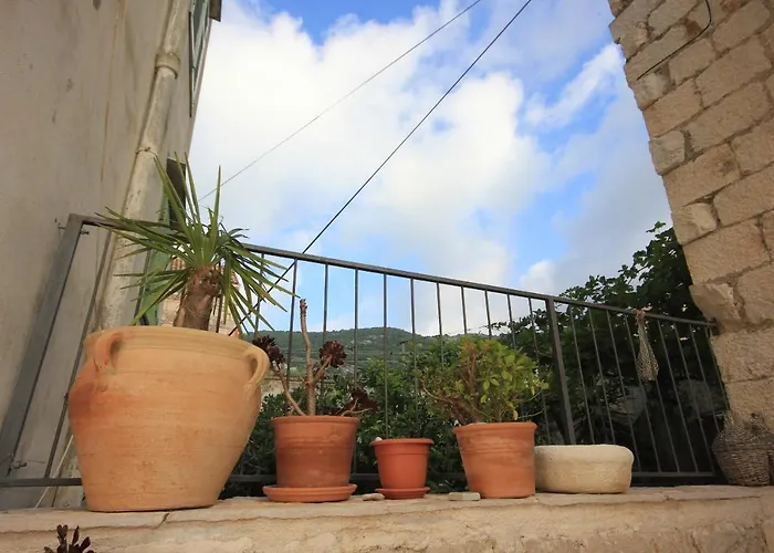 Seaside House Komiza, Vis - 3469 בית נופש Komiža